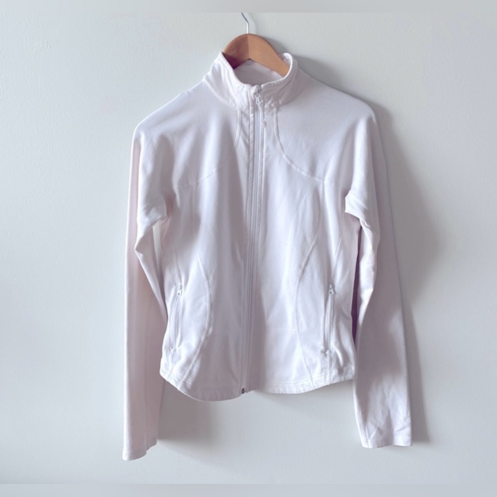 Lululemon white forme define jacket size 10 hip length fitted